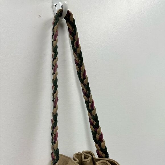 Valerie Steven’s Beige Leather Small Bucket Shoukder Bag Braided Leather Strap - Picture 6 of 16